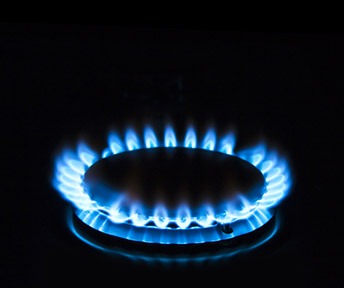 Fire at the gas stove